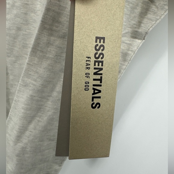 Essentials Shirt Fear Of God In Oatmeal Sz Small Fits M-L Oversized Authentic - Picture 3 of 6